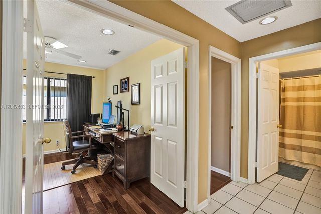 9355 NW 18th Place, Plantation, FL 33322