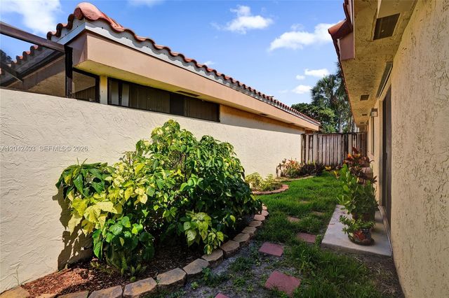 9355 NW 18th Place, Plantation, FL 33322