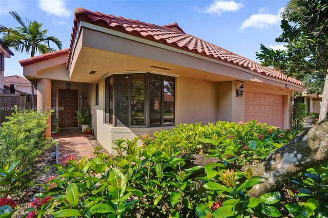 9355 NW 18th Place, Plantation, FL 33322