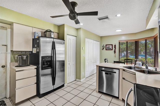 9355 NW 18th Place, Plantation, FL 33322