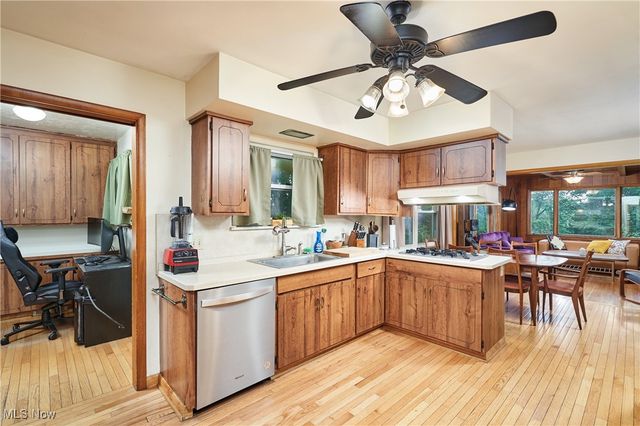 5552 Briarcliff Drive, Garfield Heights, OH 44125