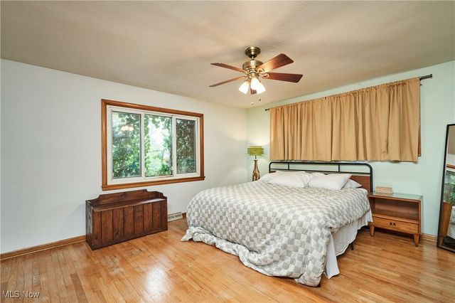 5552 Briarcliff Drive, Garfield Heights, OH 44125