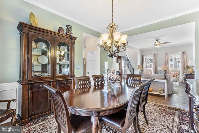 212 EAGLE GLEN DR, Coatesville, PA 19320