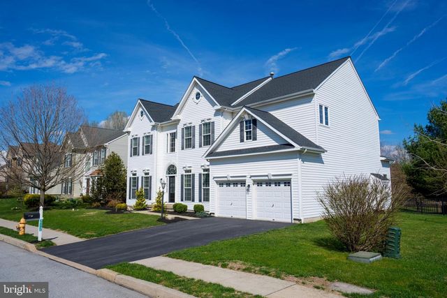 212 EAGLE GLEN DR, Coatesville, PA 19320