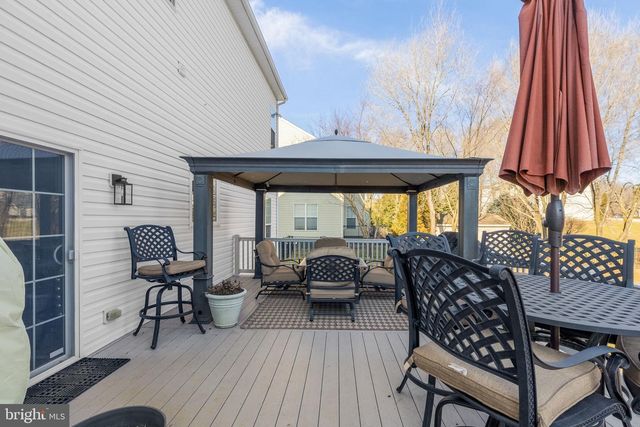 212 EAGLE GLEN DR, Coatesville, PA 19320