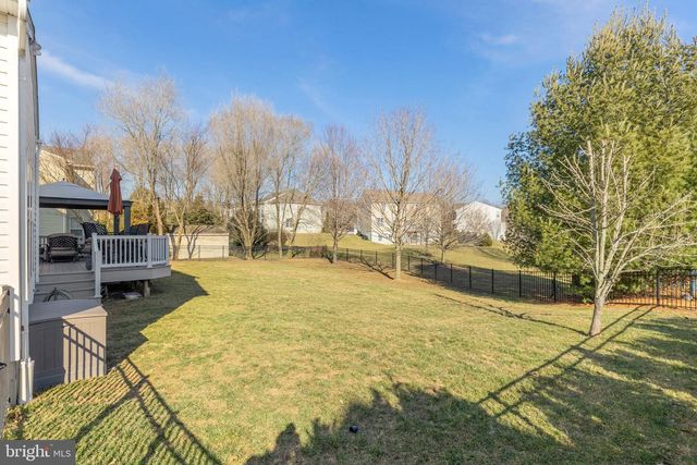 212 EAGLE GLEN DR, Coatesville, PA 19320
