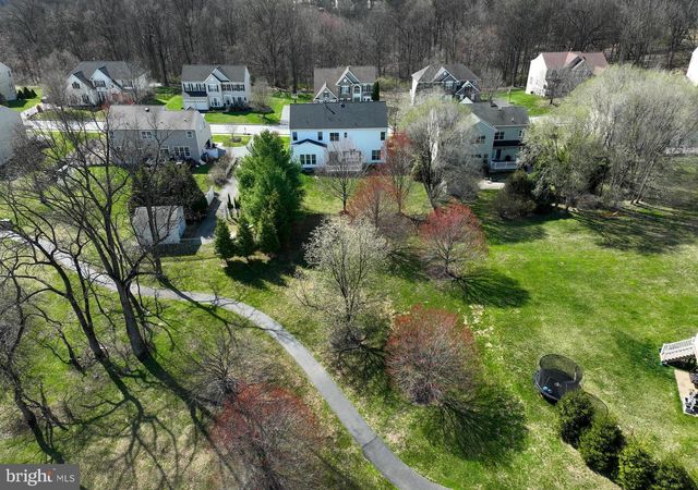 212 EAGLE GLEN DR, Coatesville, PA 19320