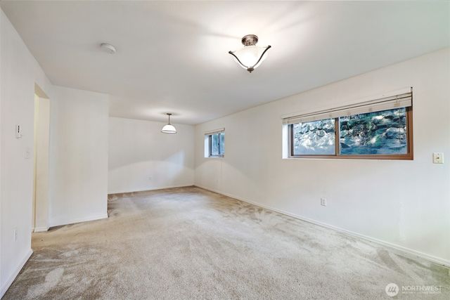 4815 S Holly Street, Seattle, WA 98118