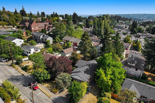 4815 S Holly Street, Seattle, WA 98118