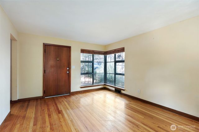 4815 S Holly Street, Seattle, WA 98118