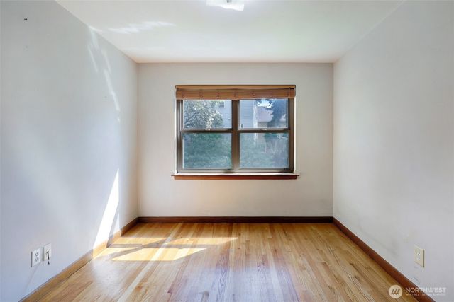 4815 S Holly Street, Seattle, WA 98118