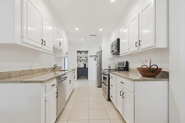 96 Cliffside Dr. 96, Plymouth, MA 02360