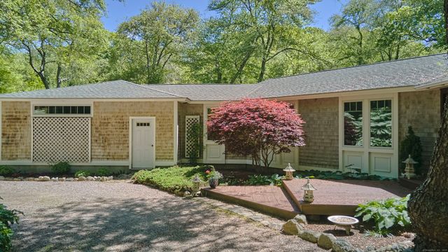 216 Al Harvey Road, Stonington, CT 06378