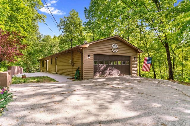 107 Van Buren Drive, Dalton, GA 30721