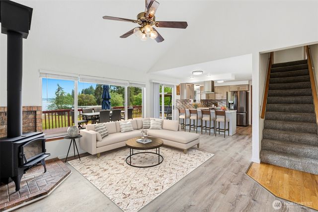 18158 E State Route 3, Allyn, WA 98524