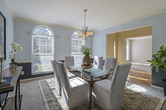 10194 Meadowknoll Drive, Symmes Twp, OH 45140