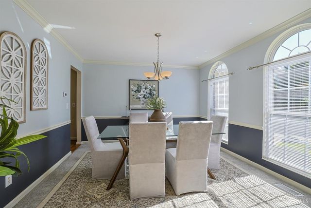 10194 Meadowknoll Drive, Symmes Twp, OH 45140