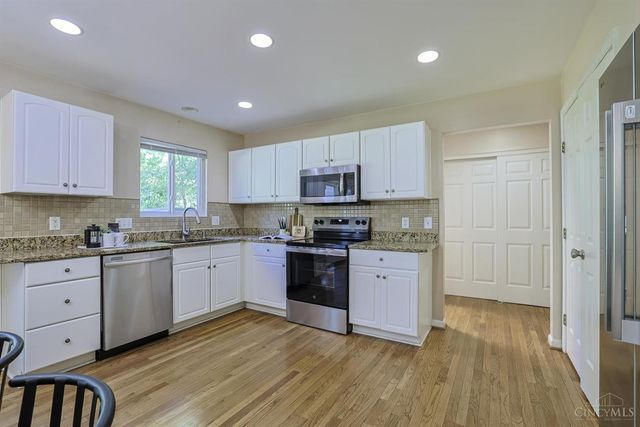 10194 Meadowknoll Drive, Symmes Twp, OH 45140