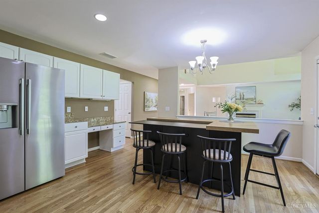 10194 Meadowknoll Drive, Symmes Twp, OH 45140