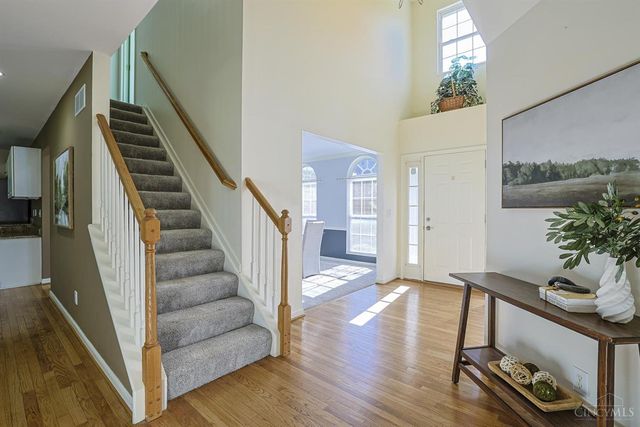 10194 Meadowknoll Drive, Symmes Twp, OH 45140