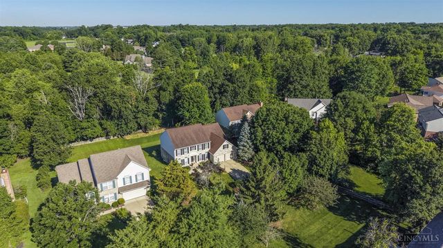 10194 Meadowknoll Drive, Symmes Twp, OH 45140