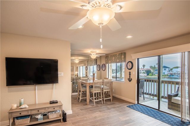 15425 Fortuna Bay Dr 203, Corpus Christi, TX 78418
