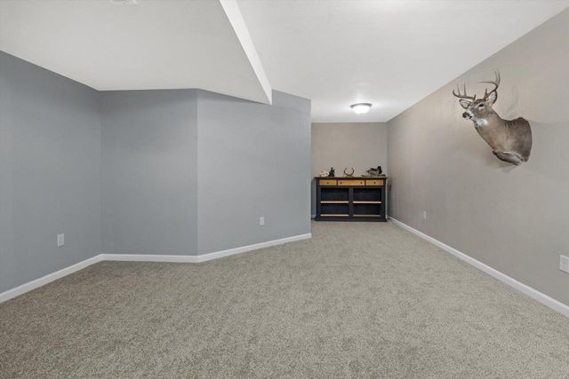 150 N Taft AVENUE, Jefferson, WI 53549