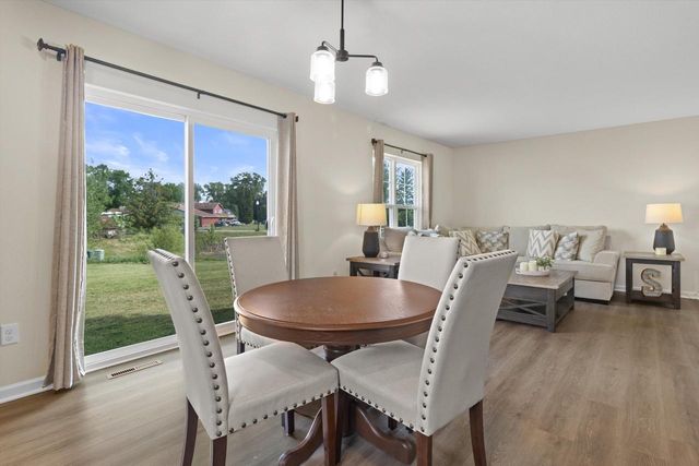 150 N Taft AVENUE, Jefferson, WI 53549