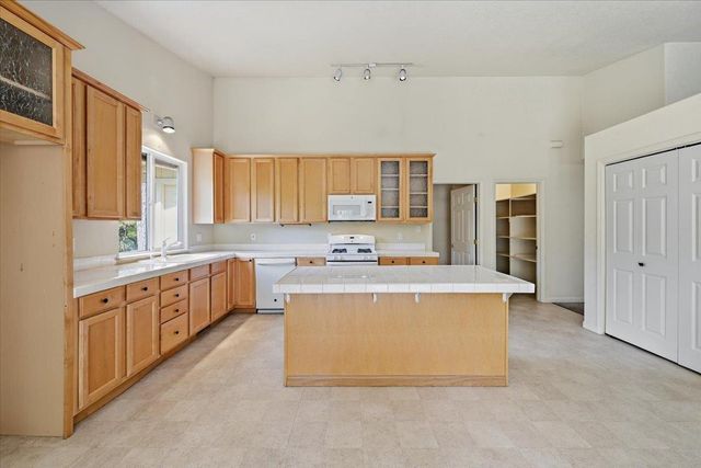 16891 Patricia Way, Grass Valley, CA 95949