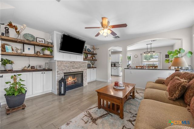 2060 Buckley Lane, Round Rock, TX 78664