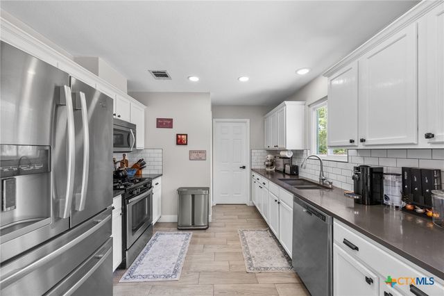 2060 Buckley Lane, Round Rock, TX 78664