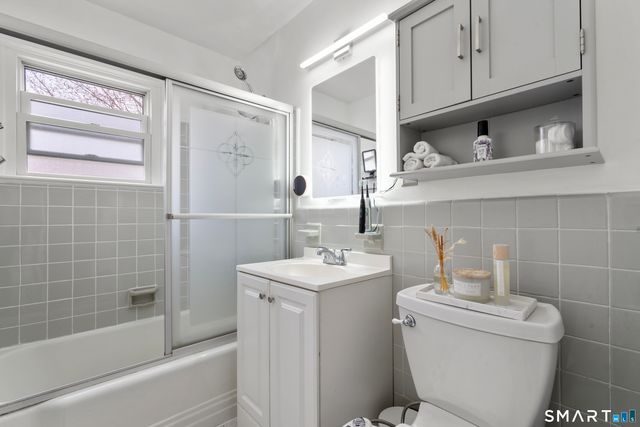 104 Strawberry Hill Avenue 1, Stamford, CT 06902