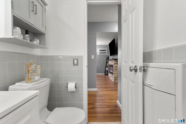 104 Strawberry Hill Avenue 1, Stamford, CT 06902