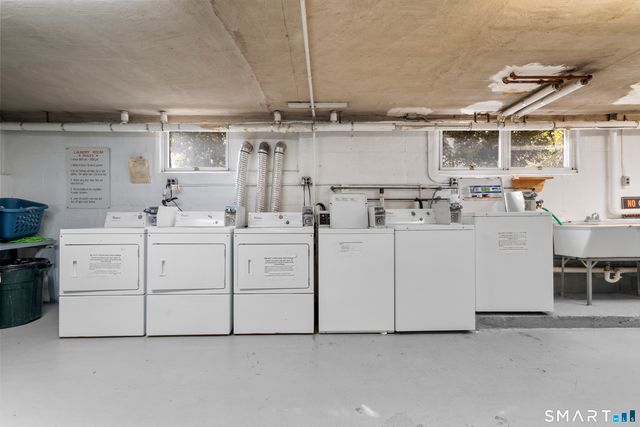 104 Strawberry Hill Avenue 1, Stamford, CT 06902