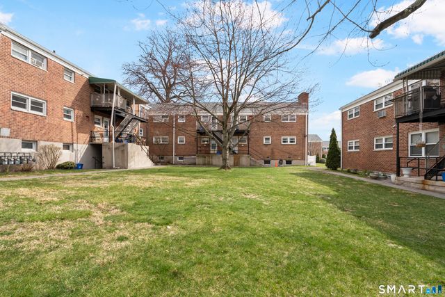 104 Strawberry Hill Avenue 1, Stamford, CT 06902