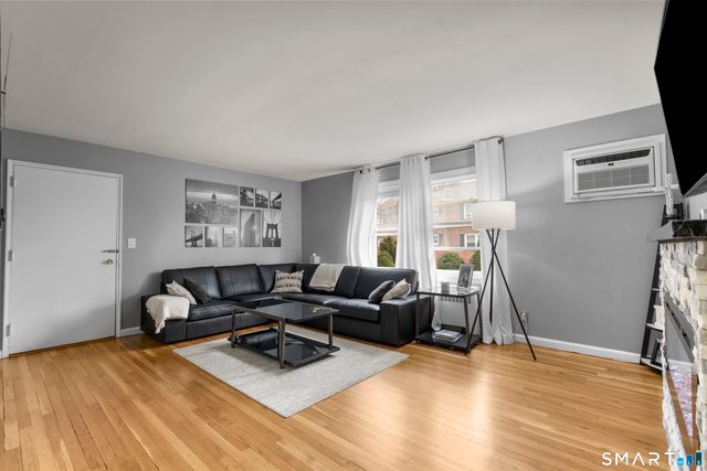 104 Strawberry Hill Avenue 1, Stamford, CT 06902