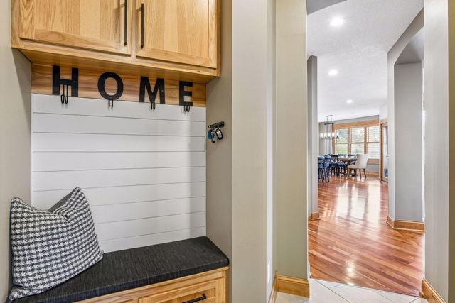 1010 Drake Court, Independence, MN 55359