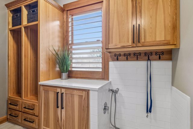 1010 Drake Court, Independence, MN 55359