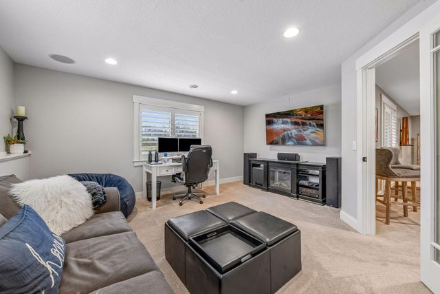1010 Drake Court, Independence, MN 55359