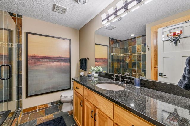 1010 Drake Court, Independence, MN 55359