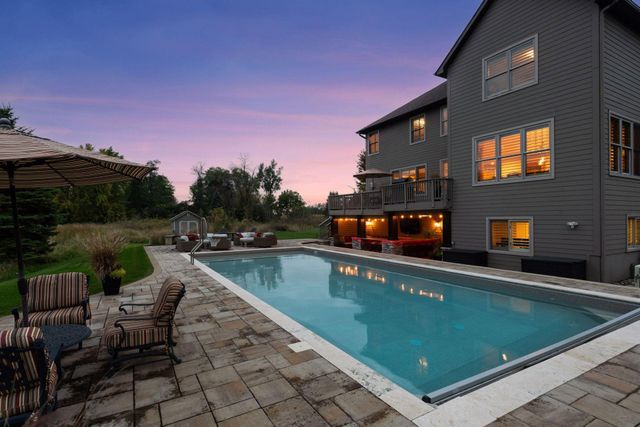 1010 Drake Court, Independence, MN 55359
