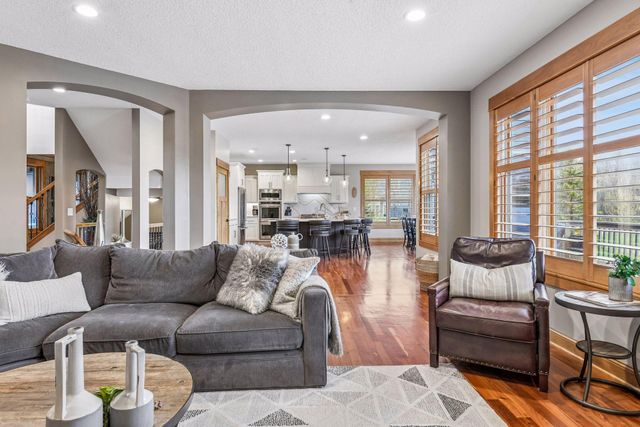 1010 Drake Court, Independence, MN 55359