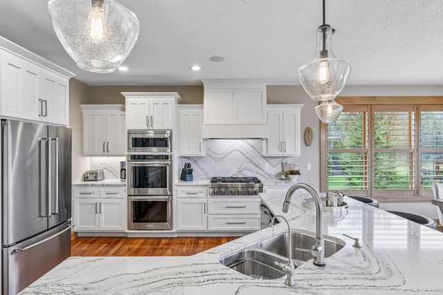 1010 Drake Court, Independence, MN 55359