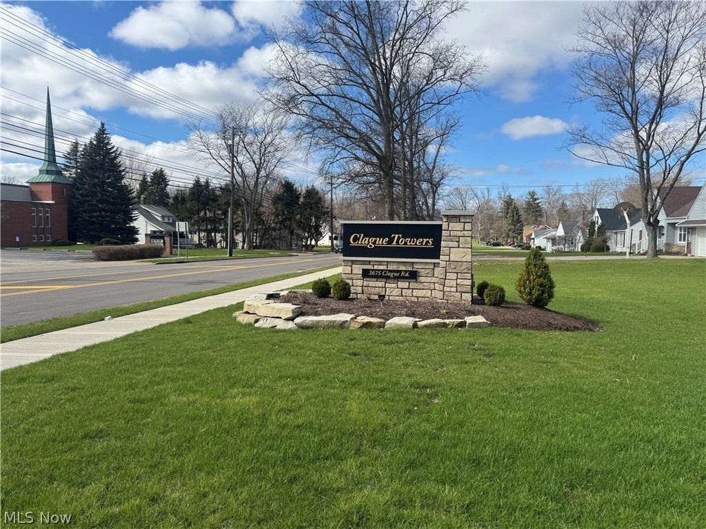 3675 Clague Road 316, North Olmsted, OH 44070