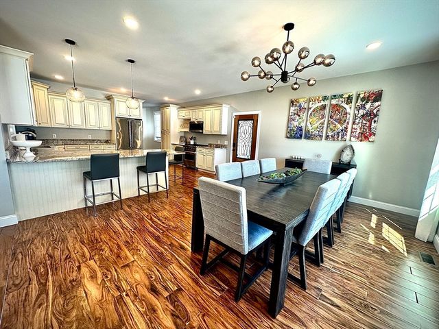 85 Verde Dr, Greenfield, MA 01301