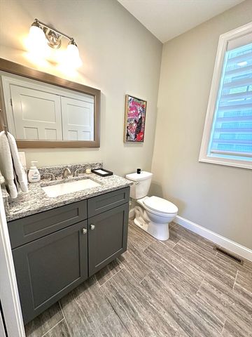 85 Verde Dr, Greenfield, MA 01301