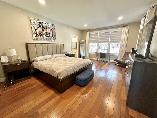 85 Verde Dr, Greenfield, MA 01301