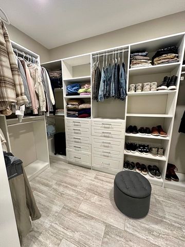 85 Verde Dr, Greenfield, MA 01301