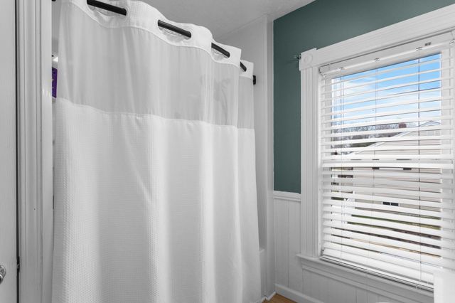 66 Gold Street, Manchester, NH 03103