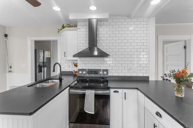 66 Gold Street, Manchester, NH 03103